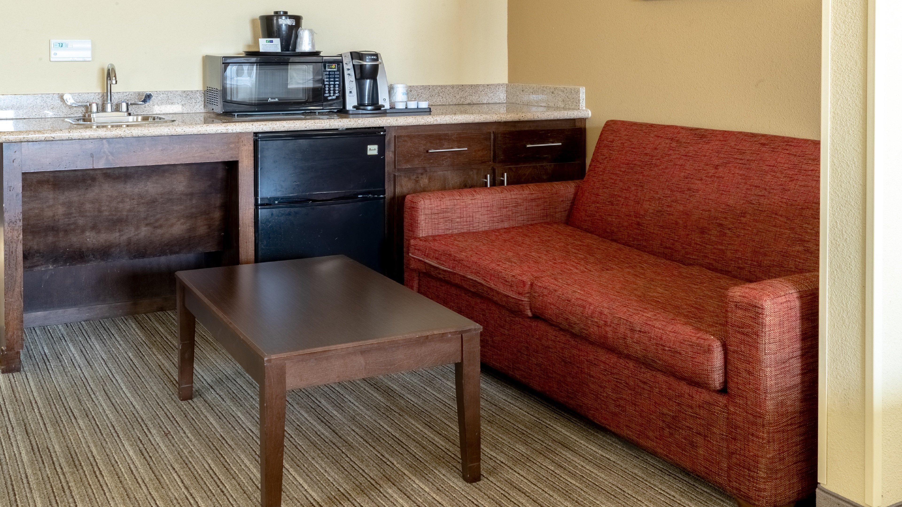 Holiday Inn Express & Suites Houston South - Near Pearland By Ihg Экстерьер фото