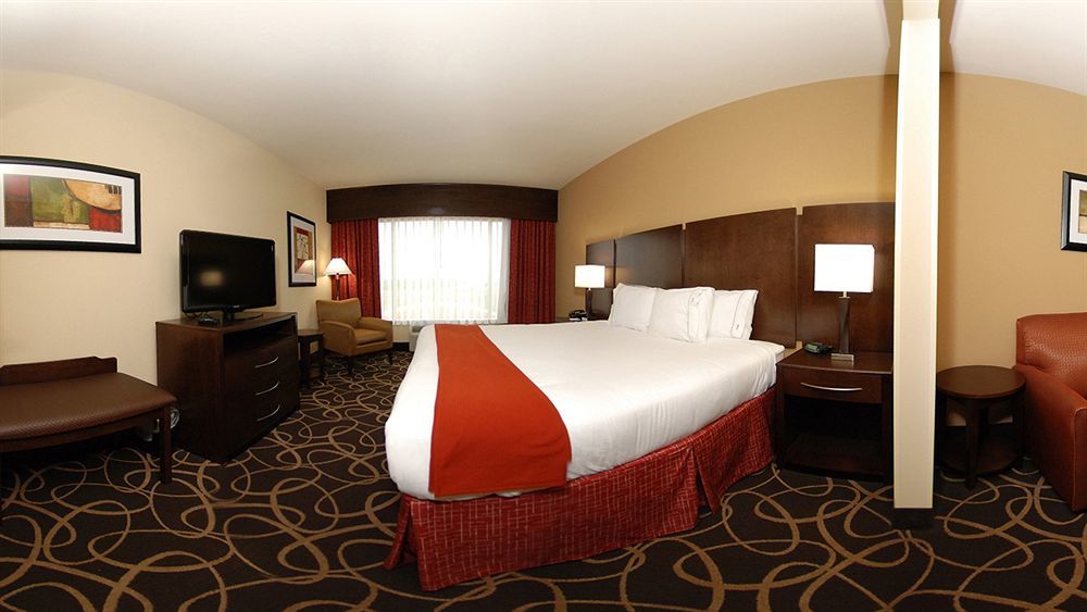 Holiday Inn Express & Suites Houston South - Near Pearland By Ihg Экстерьер фото